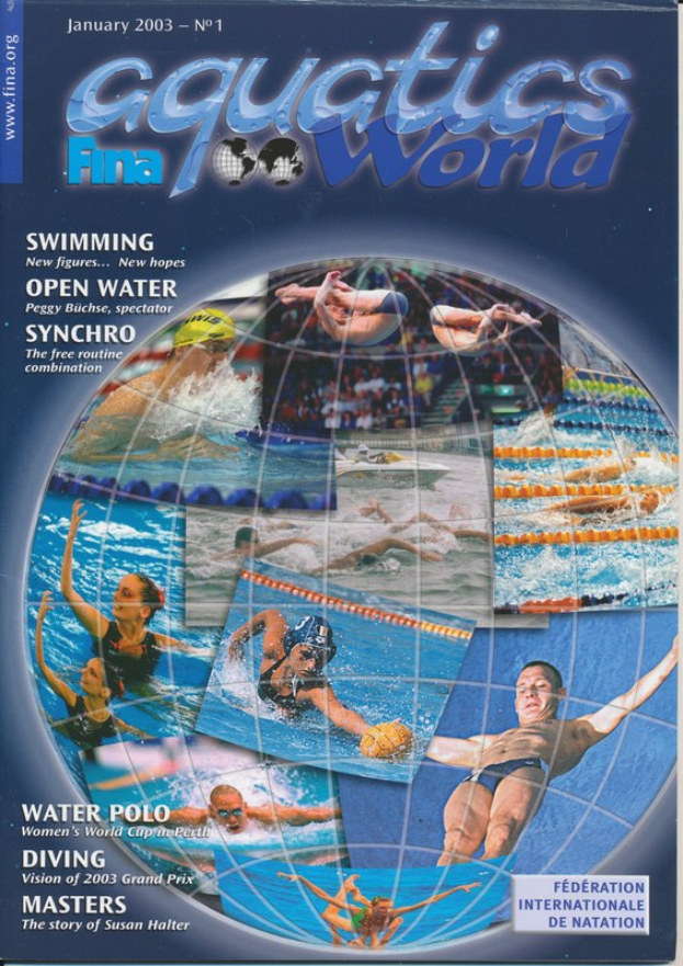 Titelbild der Januarausgabe 2003 der Aquatics FINA World Zeitschrift, das synchronisierte Schwimmer in Bewegung unter einem hellblauen Himmel mit weißen Wolken zeigt, die sich in tiefblauem Wasser spiegeln.