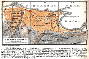 Ein detailliertes altes Stadtplan von Trapezunt, Deutschland, das Straßen, Gebäude, Sehenswürdigkeiten und begleitenden Text zeigt, der die Bevölkerung, Straßen und Sehenswürdigkeiten der Stadt beschreibt.