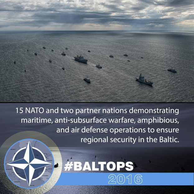 Eine Gruppe von Schiffen auf dem Wasser mit einem bewölkten Himmel, begleitet von Text und einem Logo, das eine NATO-Meerübung in der Ostsee beschreibt.