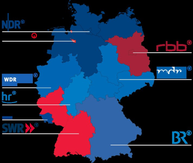 Eine Deutschlandkarte mit Bundesländern in rot und blau markiert, um die Ergebnisse der Wahl 2016 anzuzeigen, einschließlich der Namen der Kandidaten und detaillierter Wahltermine.