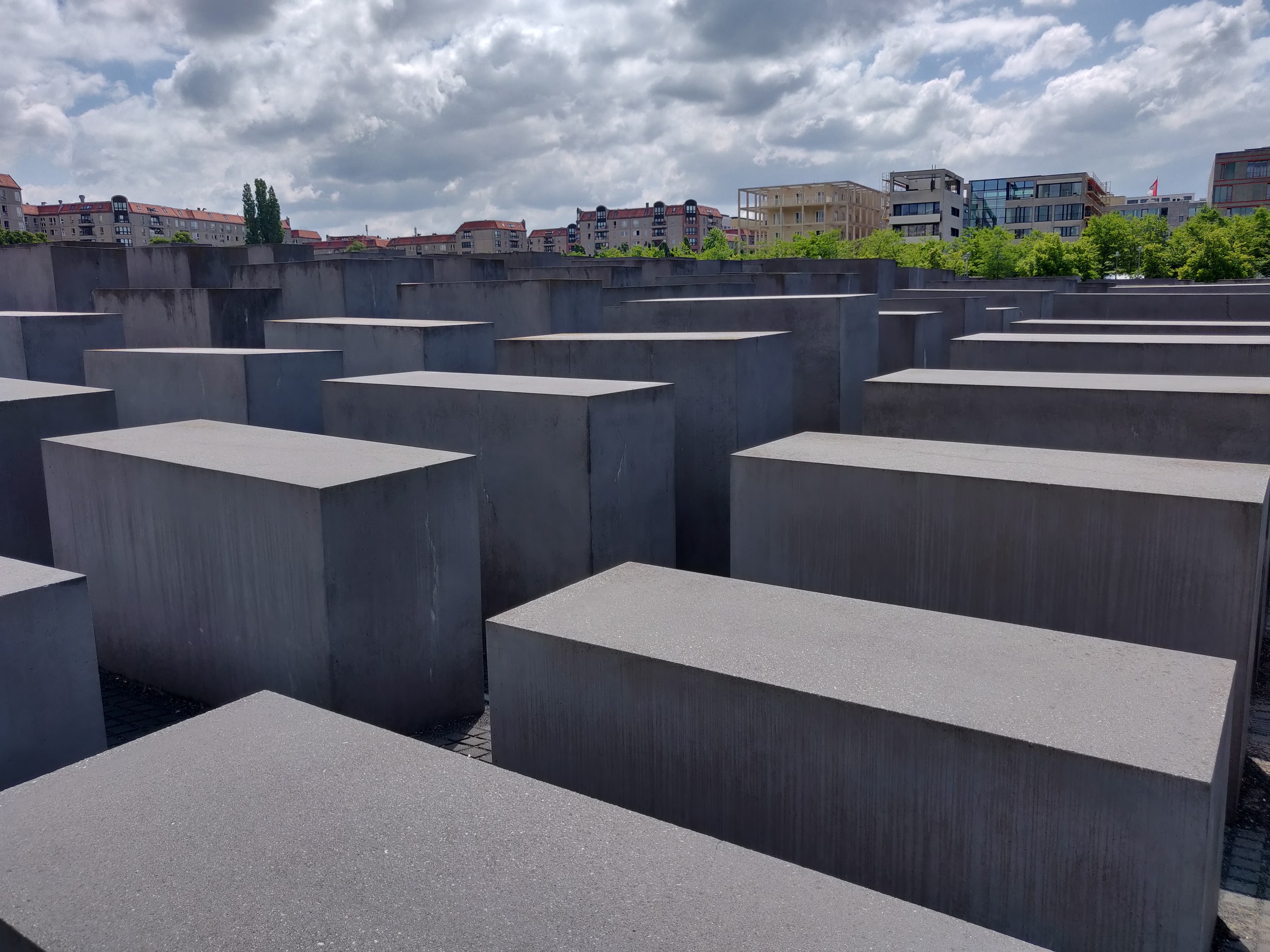 Mendel Warnt vor politischem Einfluss auf Yad Vashem-Abhängigkeiten