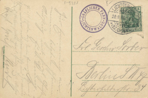 Eine alte Postkarte mit einer Briefmarke, die "Lichtenwald, Deutschland - Brief nach Deutschland" lautet und handgeschriebener Text, mit zwei weiteren Briefmarken oben rechts.