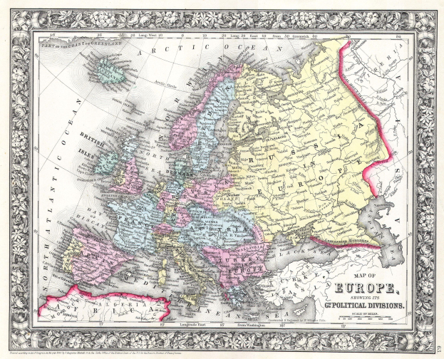 Ein altes Europa-Karte mit dem Umfang des britischen Empire im Hintergrund, gerahmt in einem Fotorahmen, mit der Aufschrift "Karte von Europa, die ihre politischen Teilungen zeigt".